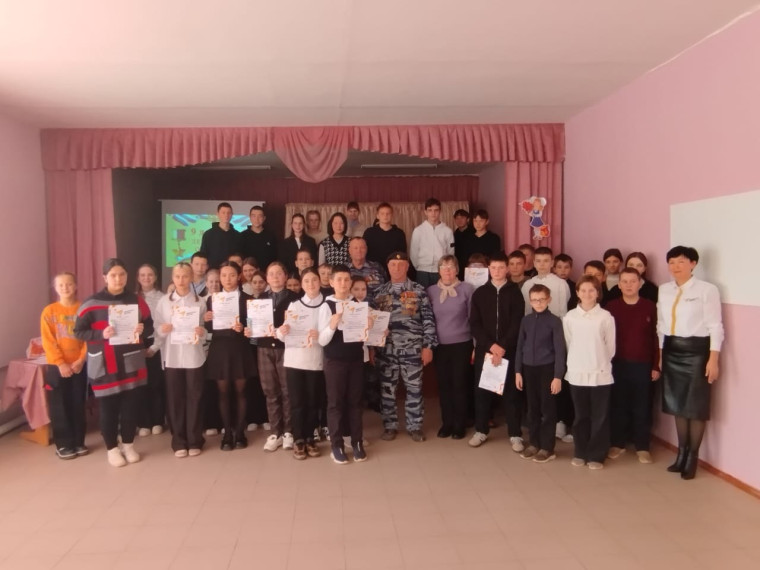 9 декабря - День героев Отечества.